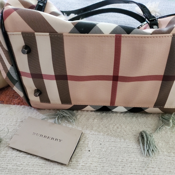 🎈🎈Burberry tote🎈🎈 - Picture 4 of 10